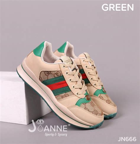 gucci sepatu wanita